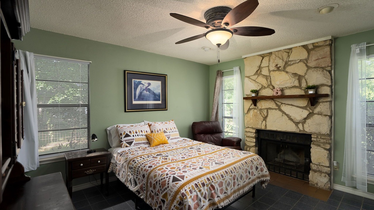 Photo of Bedroom in Martindale