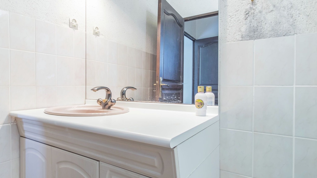 Photo of Bathroom in Cinais