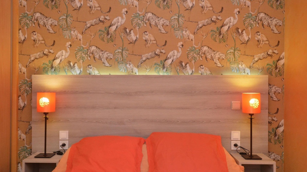 Photo of Others in Thedirac