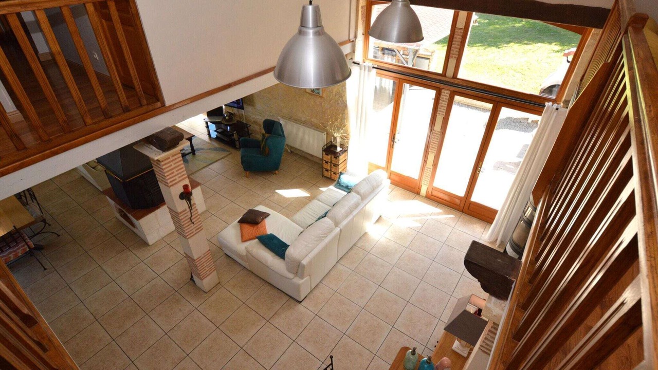 Photo of Others in Thedirac