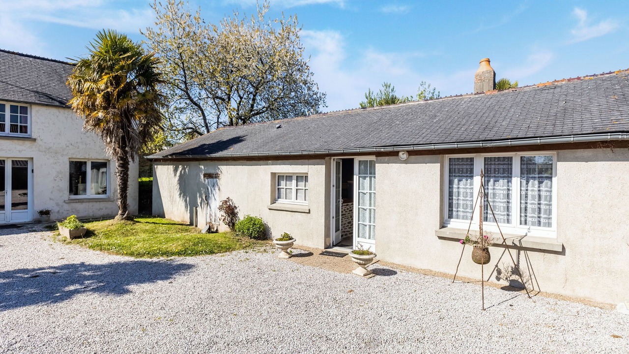 Photo of Outdoor in Montaigu-la-Brisette