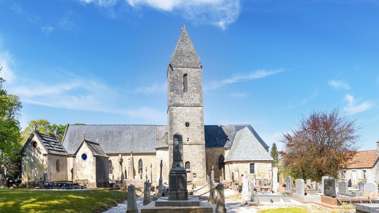 Photo of Others in Montaigu-la-Brisette