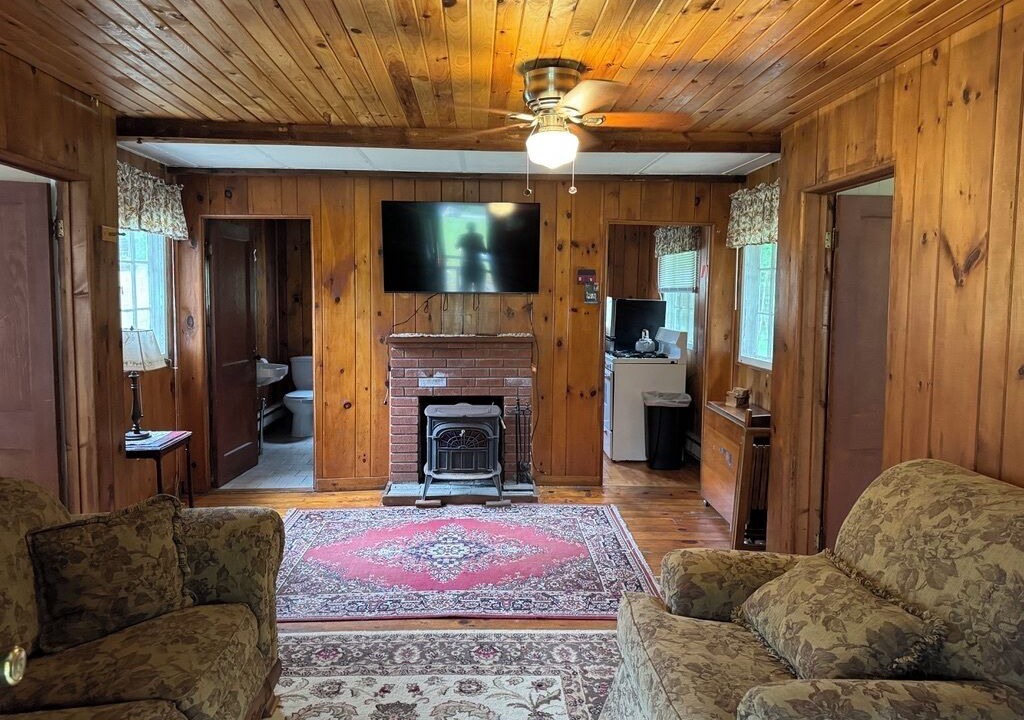 Photo of Livingroom in Chestertown