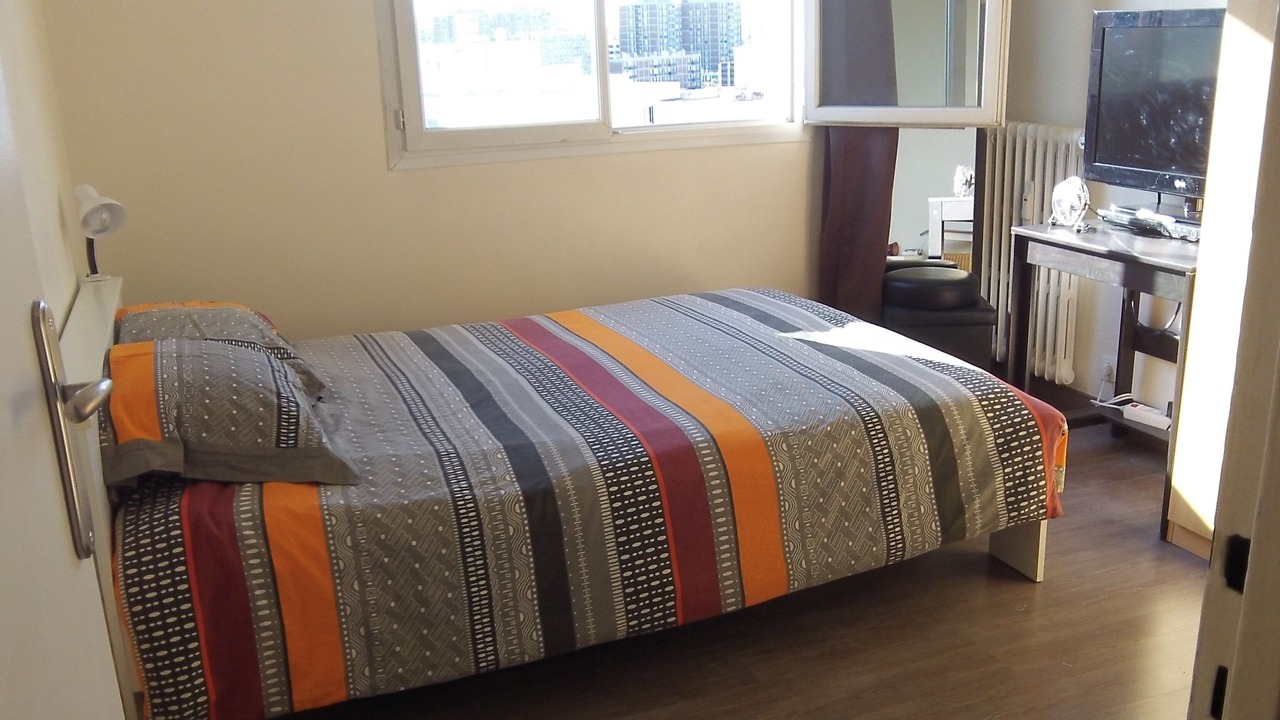 Photo of Bedroom in Le Kremlin-Bicetre