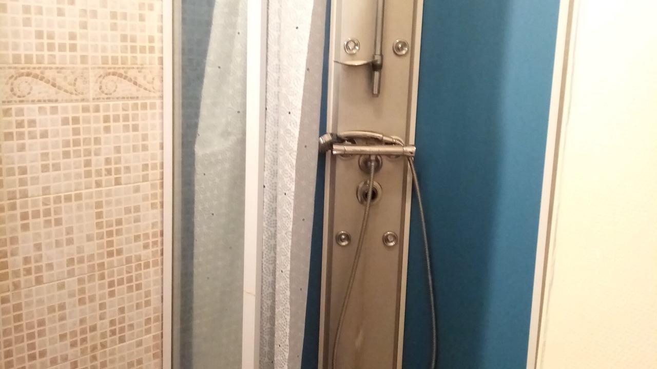 Photo of Bathroom in Le Kremlin-Bicetre