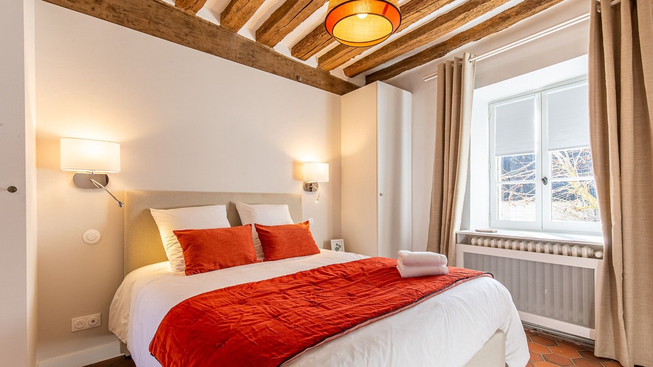 Photo of Bedroom in Villiers-le-Bacle