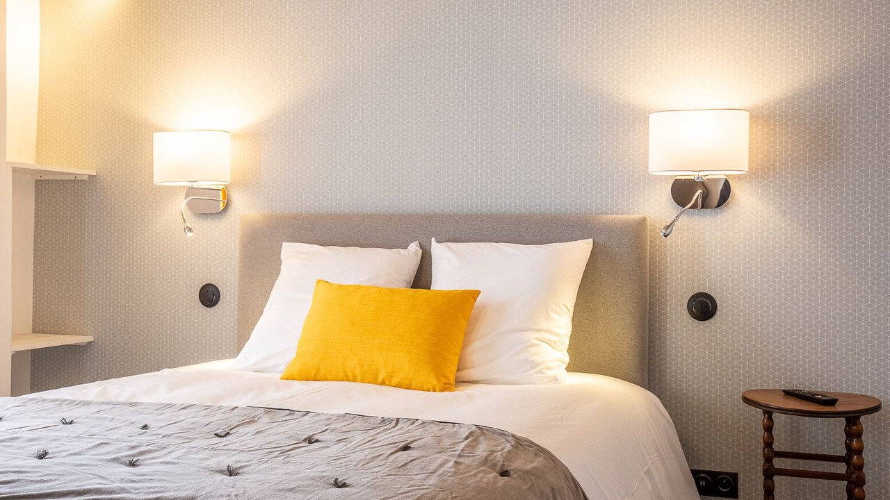 Photo of Bedroom in Villiers-le-Bacle