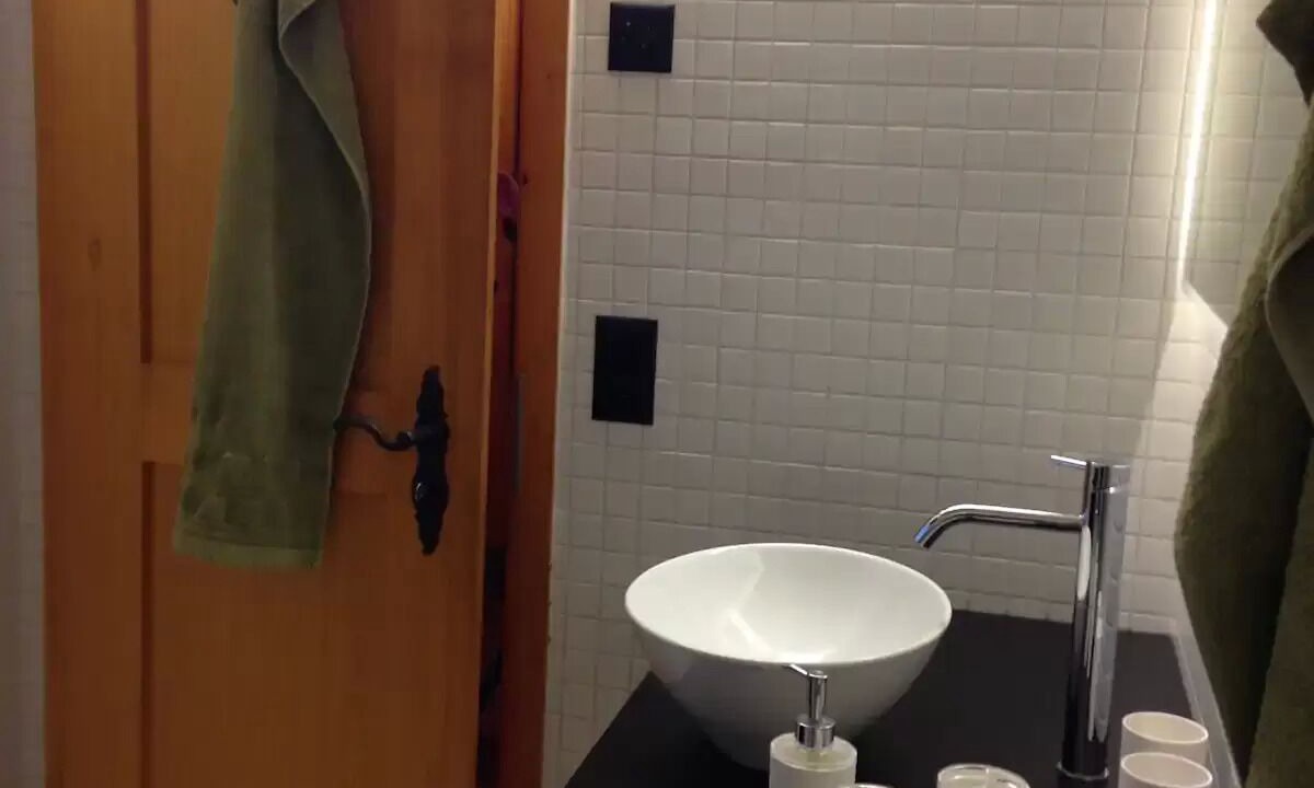 Photo of Bathroom in Benken