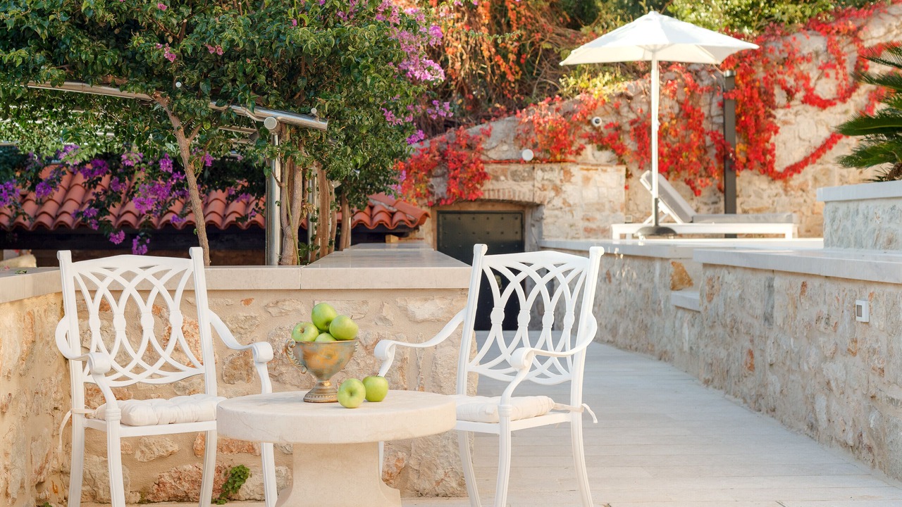 Photo of Patio Balcony in Pile