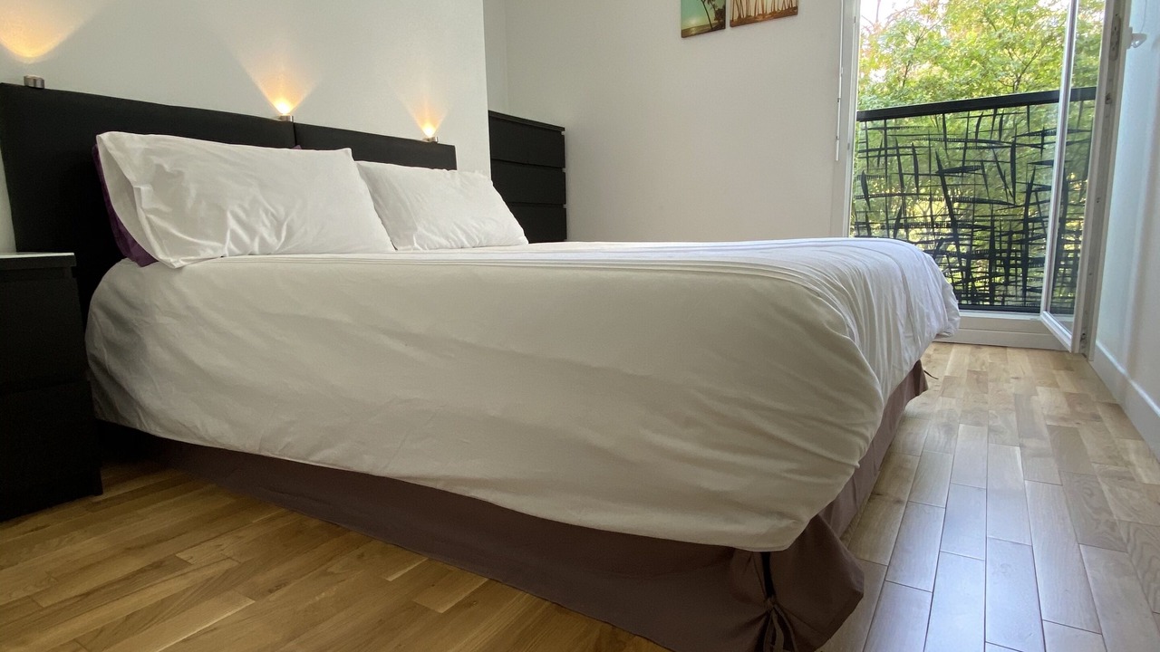 Photo of Bedroom in Saint-Ouen