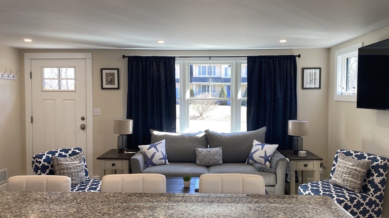 Photo of Livingroom in Narragansett