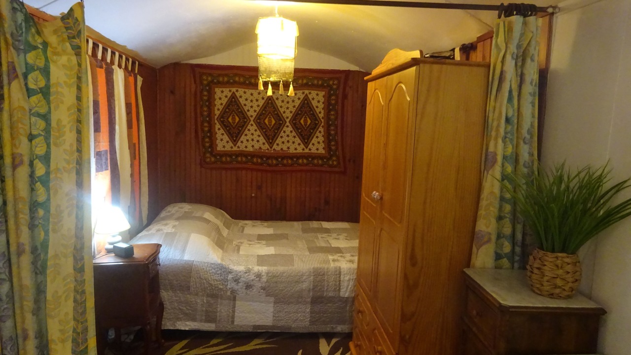 Photo of Bedroom in Thoiras