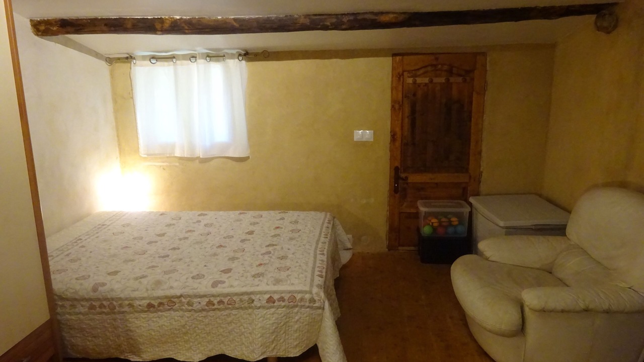 Photo of Bedroom in Thoiras