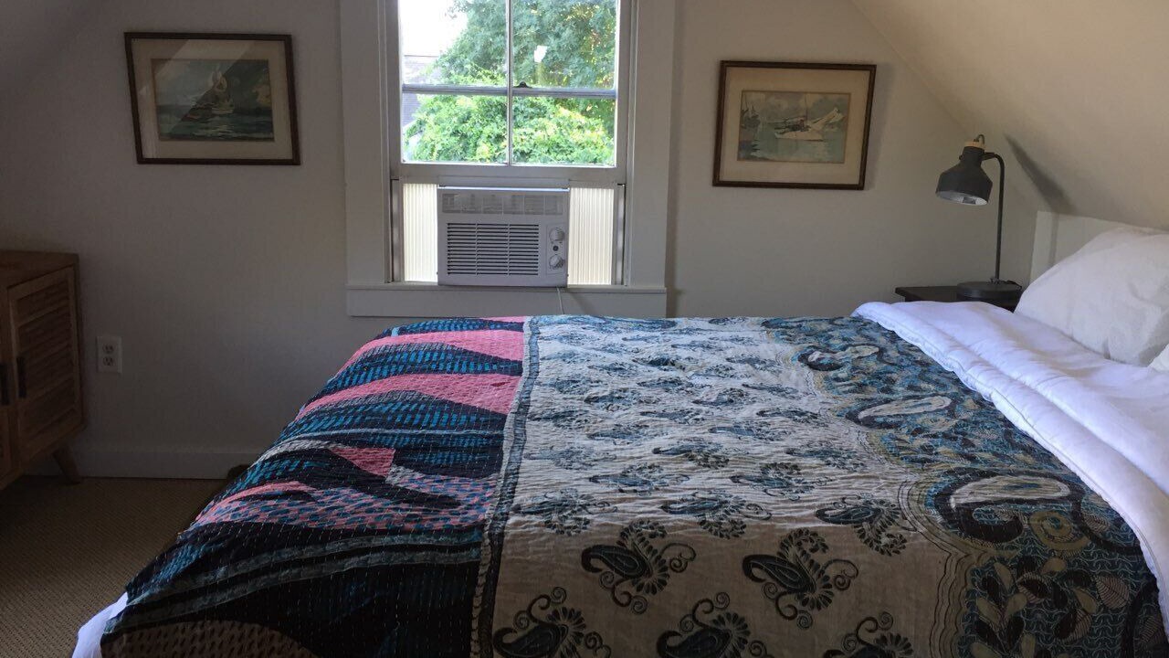 Photo of Bedroom in Oak Bluffs