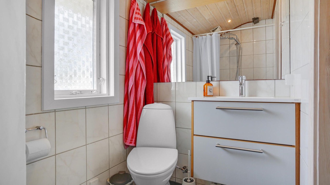 Photo of Bathroom in Øksenmølle