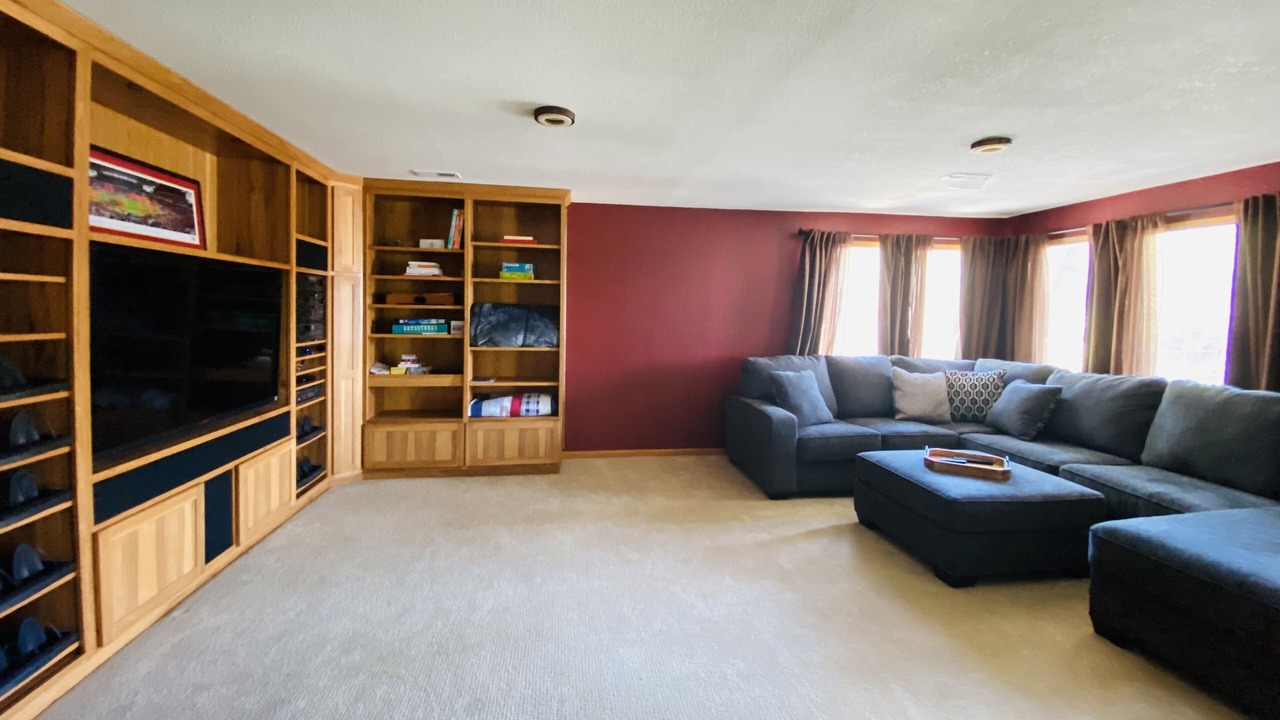 Photo of Bedroom in Linn Creek