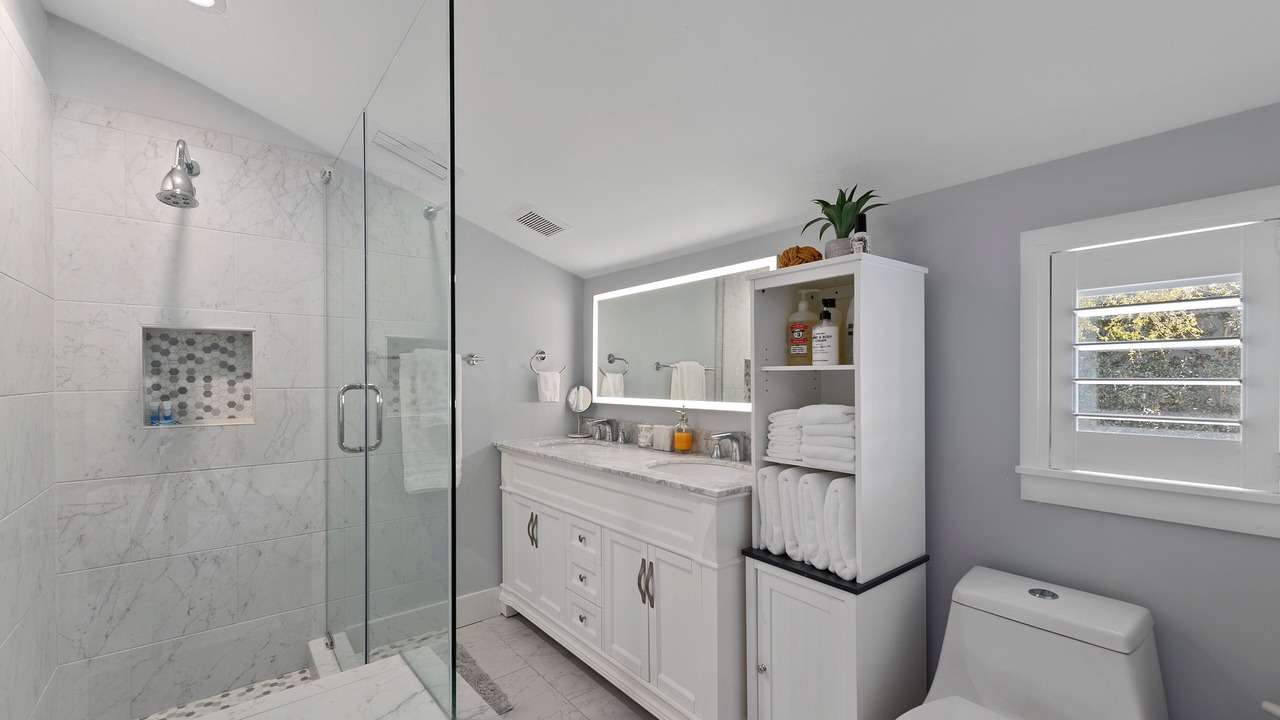 Photo of Bathroom in Sawgrass