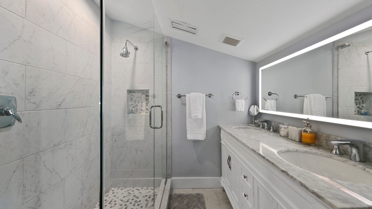 Photo of Bathroom in Sawgrass