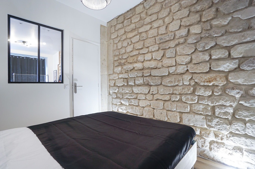 Photo of Bedroom in 5th Arrondissement