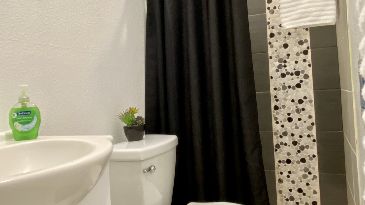 Photo of Bathroom in Chinatown