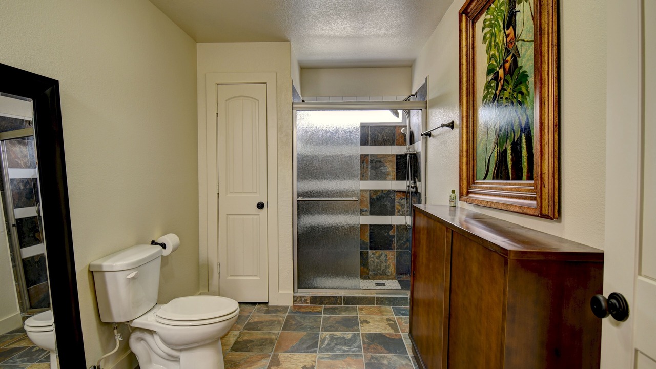 Photo of Bathroom in Ingram