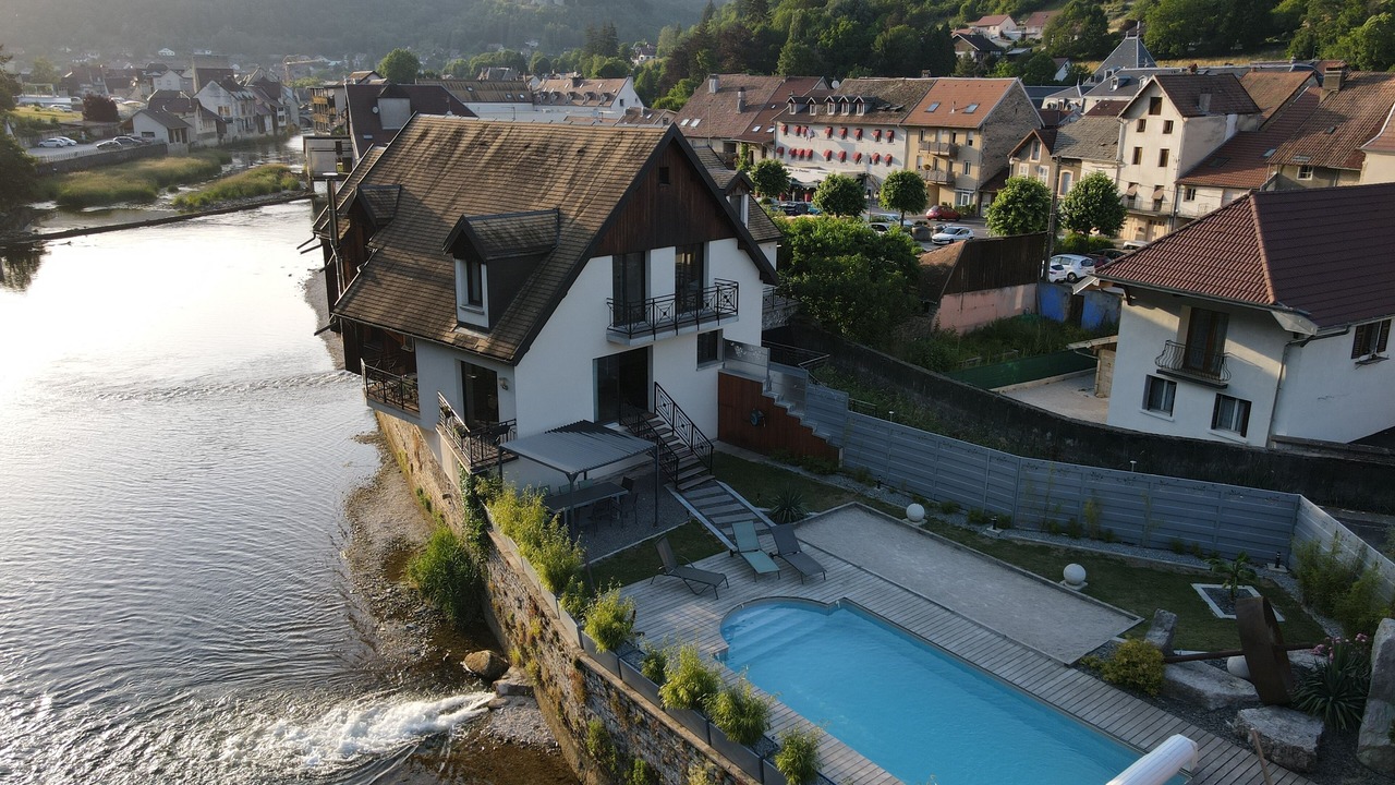 Photo of Outdoor in Ornans