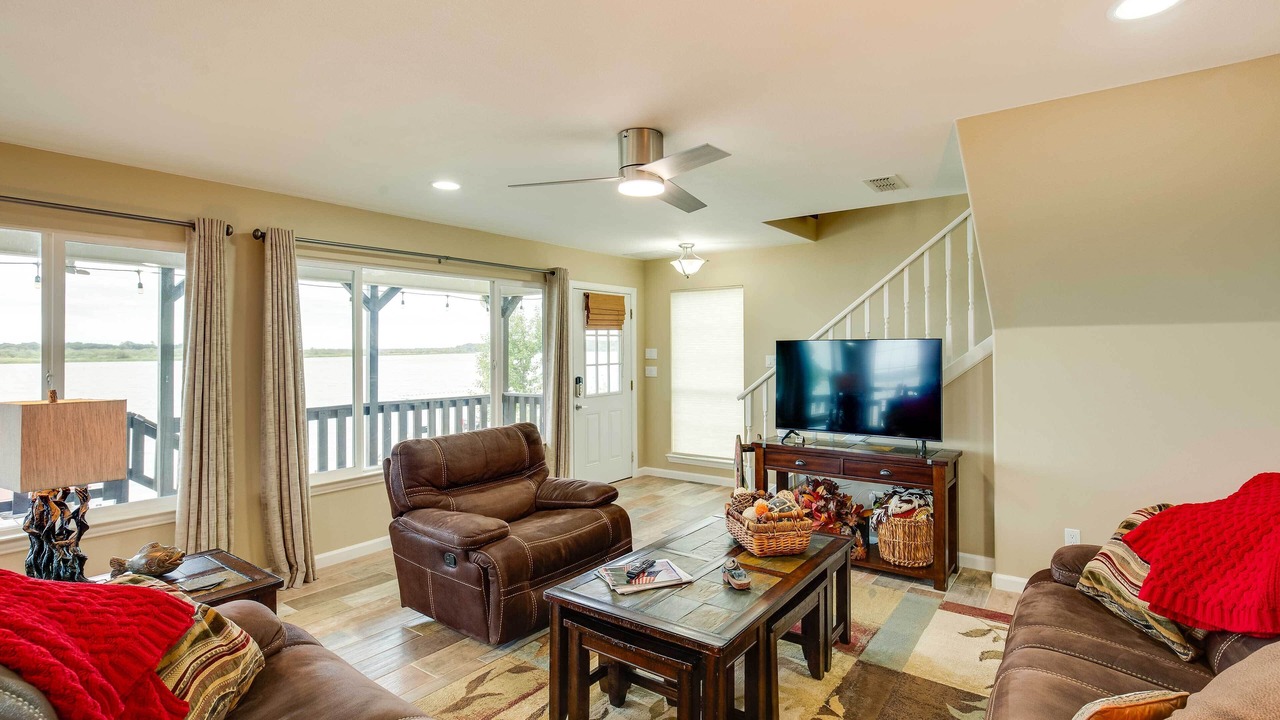 Photo of Livingroom in Dennis