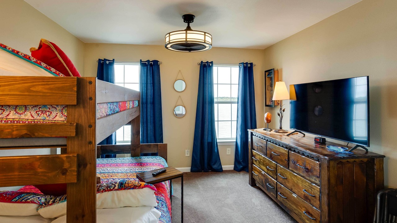 Photo of Bedroom in Dennis