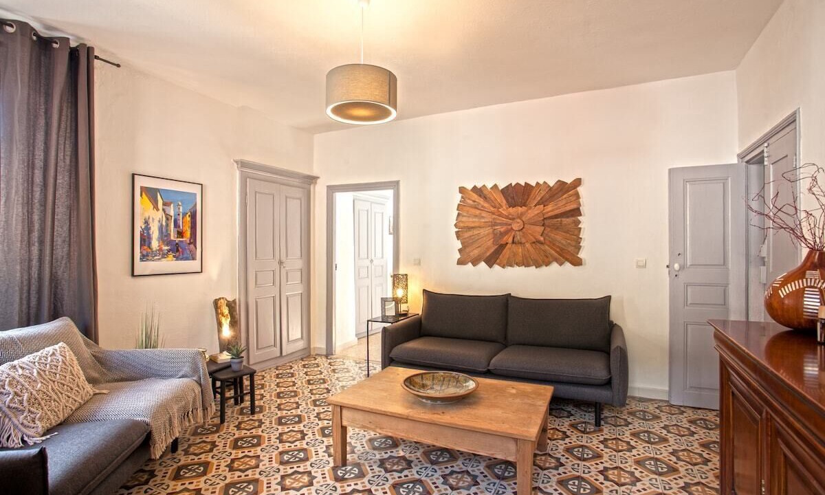 Photo of Livingroom in Omessa