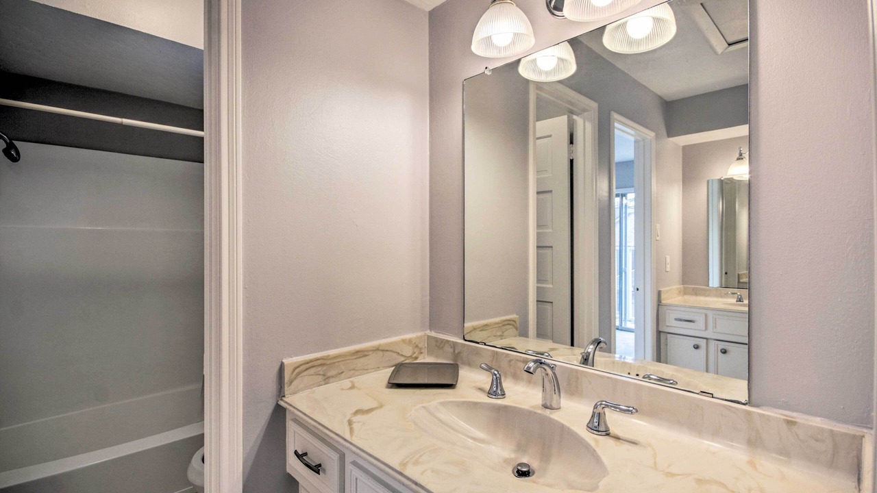 Photo of Bathroom in Memorial