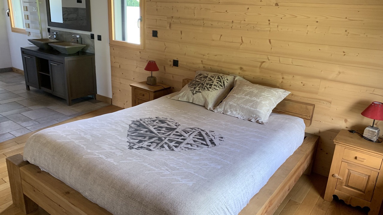 Photo of Bedroom in Saint-Julien-en-Vercors