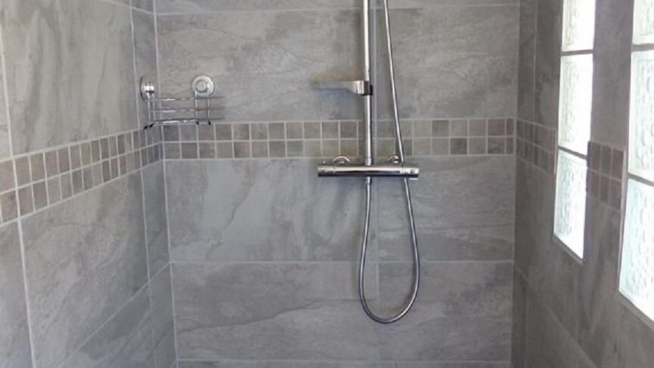 Photo of Bathroom in Saint-Julien-en-Vercors