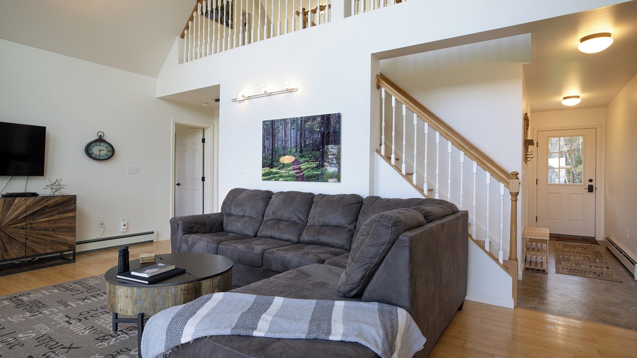 Photo of Livingroom in Lamoine Beach