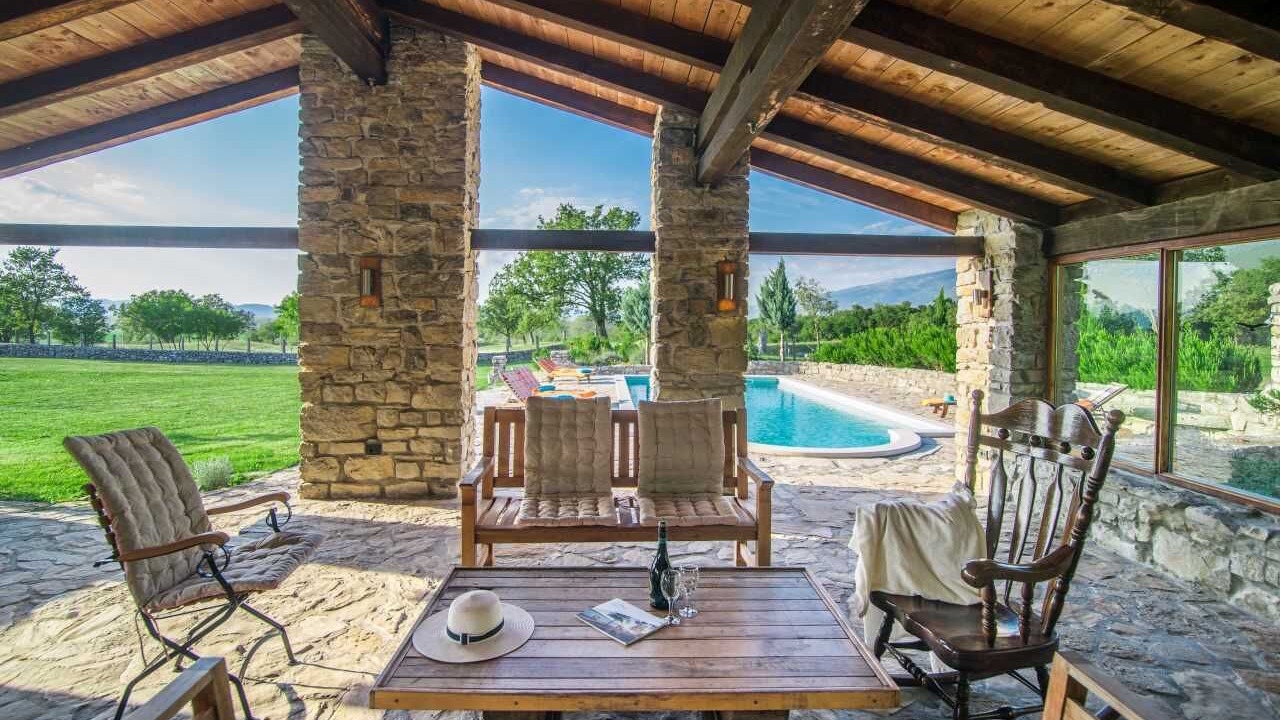 Photo of Outdoor in Plomin