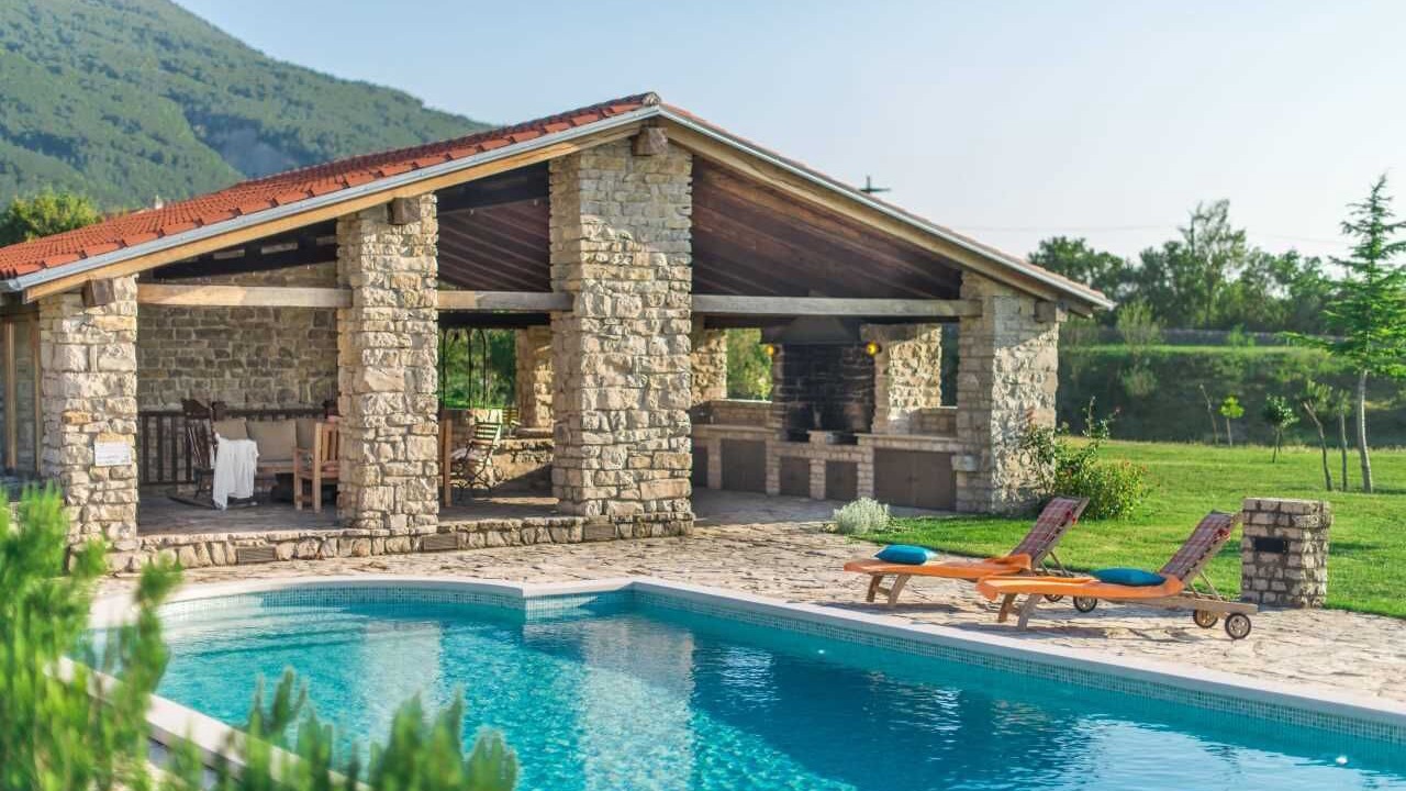 Photo of Outdoor in Plomin