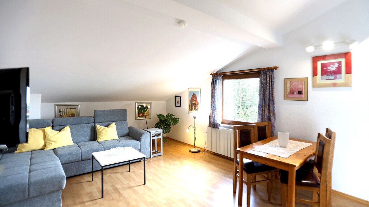 Photo of Livingroom in Sarsoni