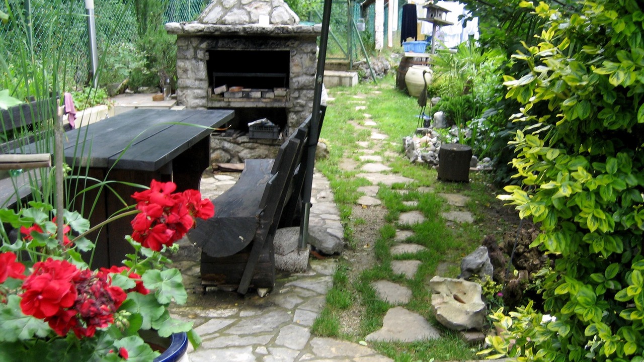 Photo of Outdoor in Sarsoni