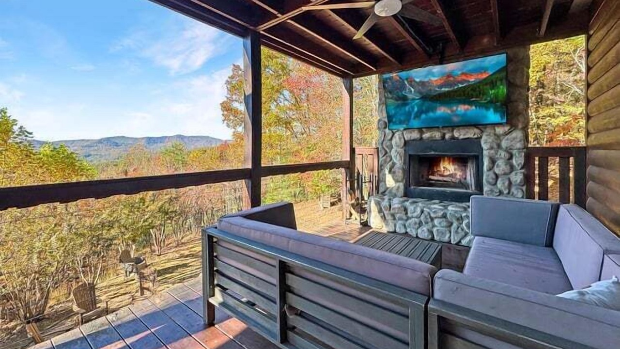 Photo of Outdoor in Mineral Bluff