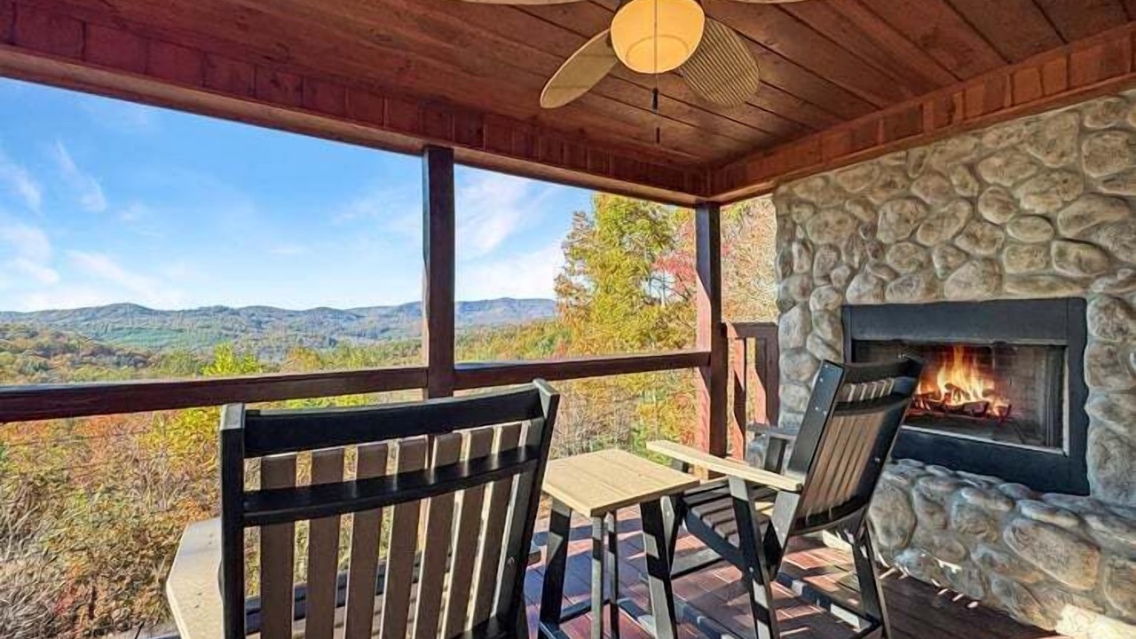 Photo of Outdoor in Mineral Bluff