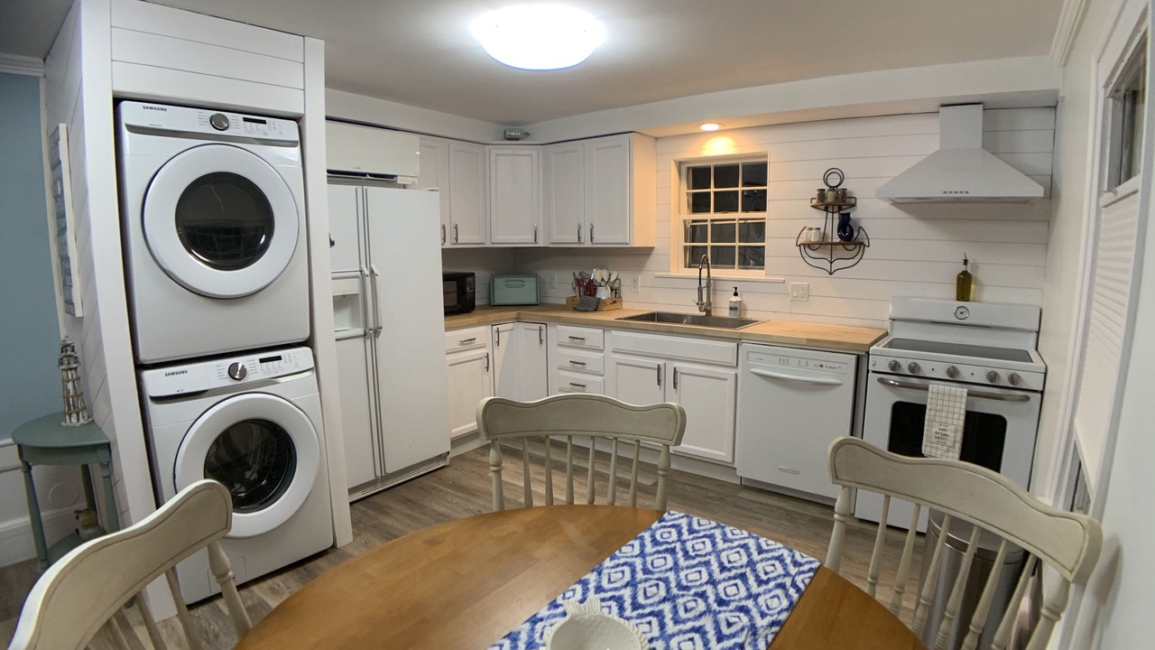 Photo of Others in West Dennis