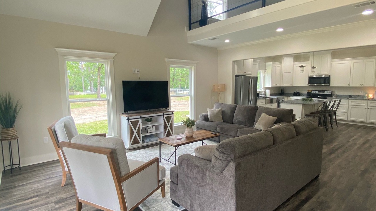 Photo of Livingroom in Zavalla