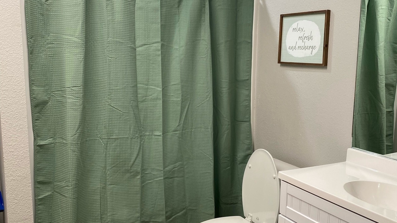 Photo of Bathroom in Zavalla