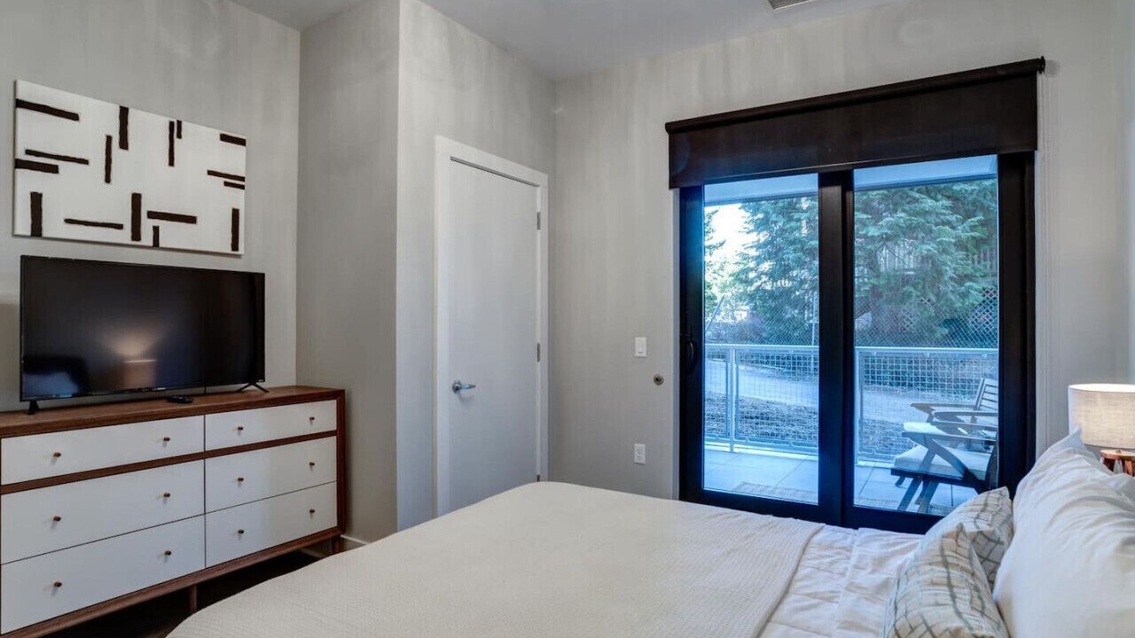 Photo of Bedroom in East End - Valley Street