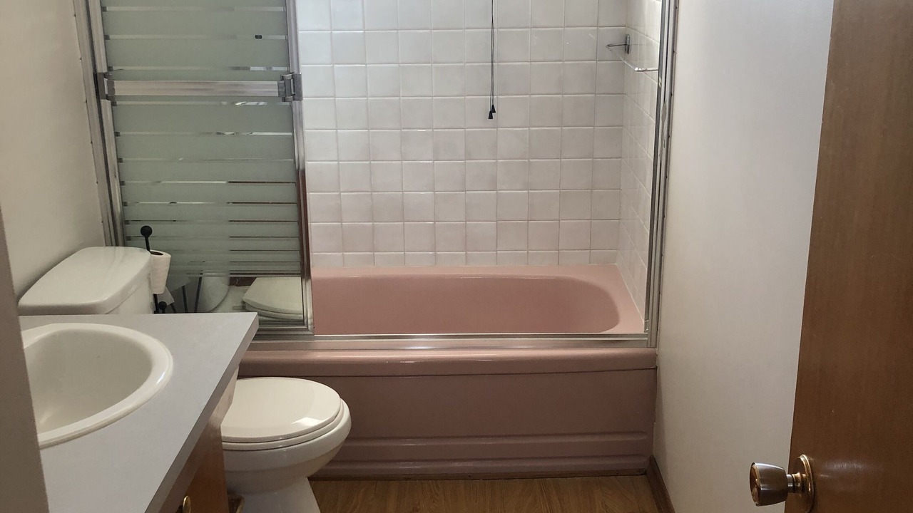 Photo of Bathroom in Gimli