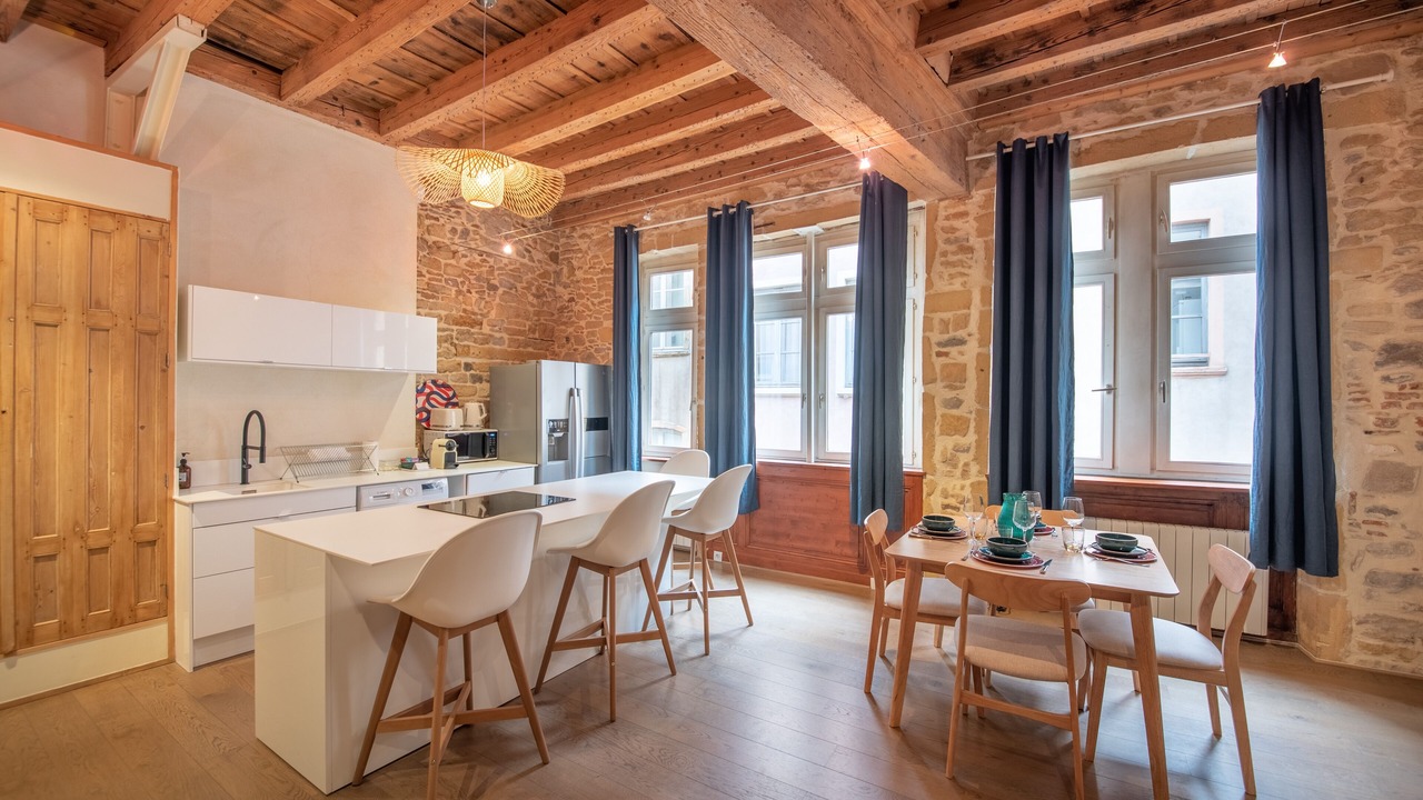 Photo of Others in Old Lyon