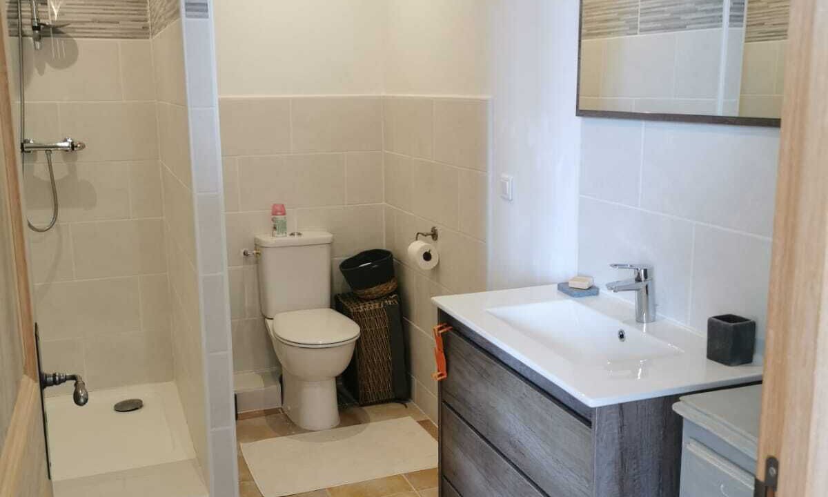 Photo of Bathroom in Banon