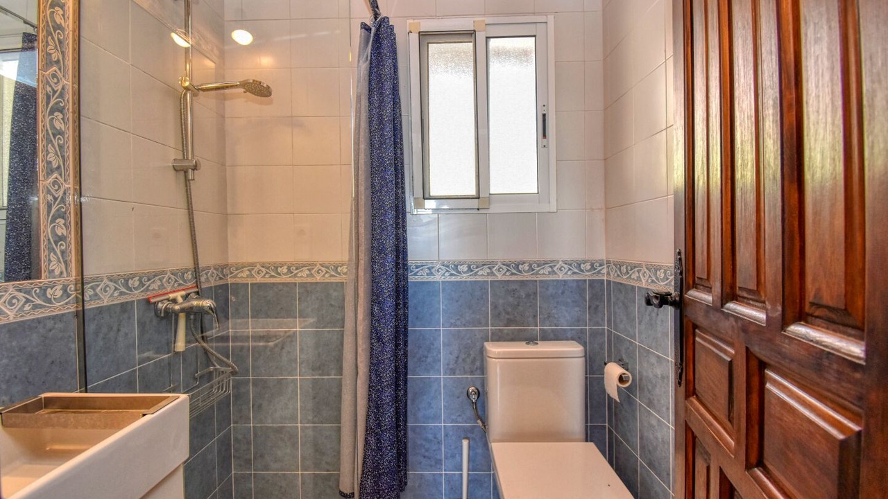 Photo of Bathroom in Arenas