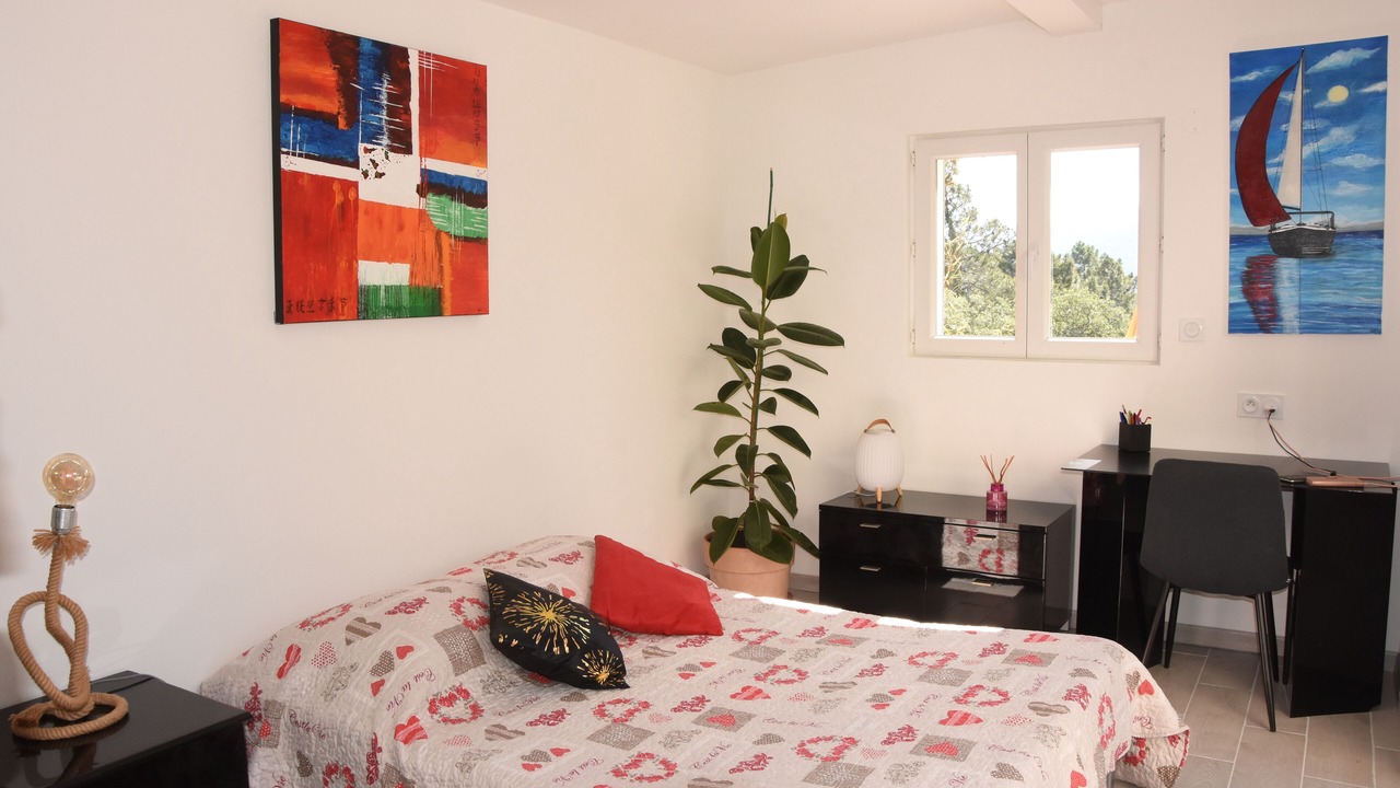 Photo of Bedroom in Frejus