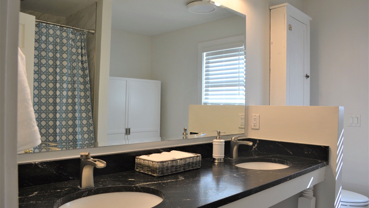 Photo of Bathroom in Northport