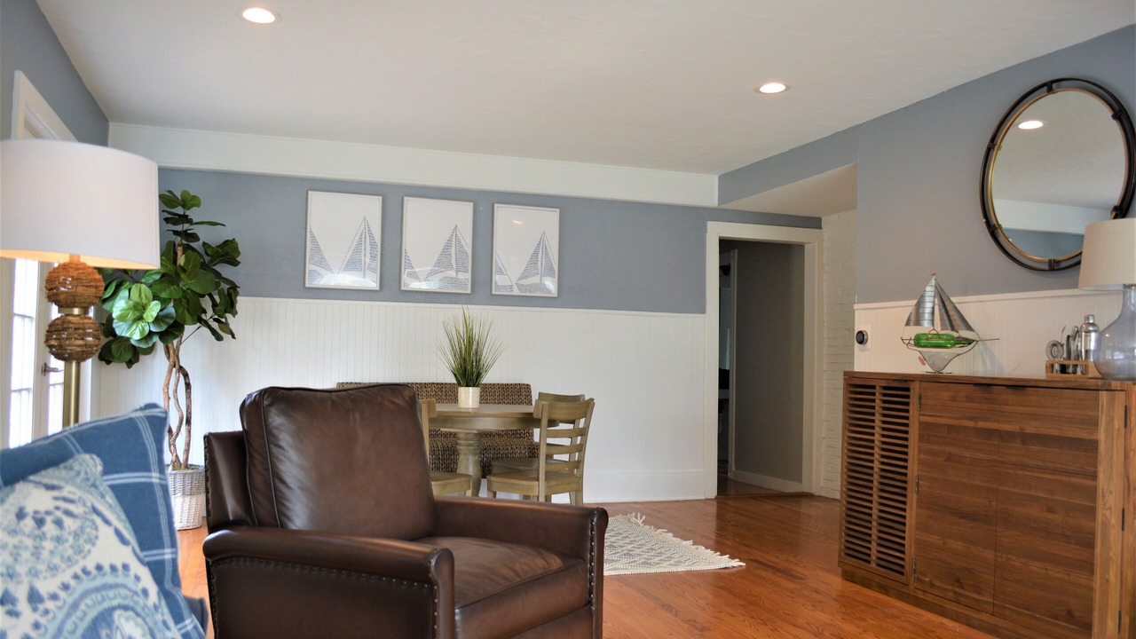Photo of Livingroom in Northport